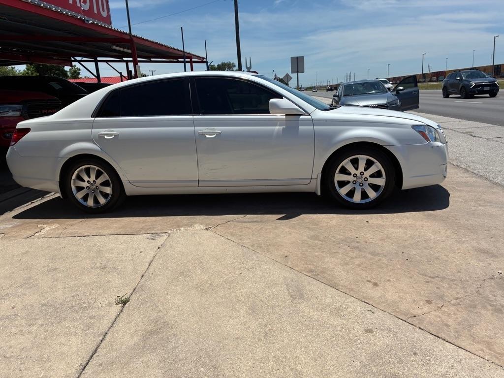 Toyota Avalon XL 2006