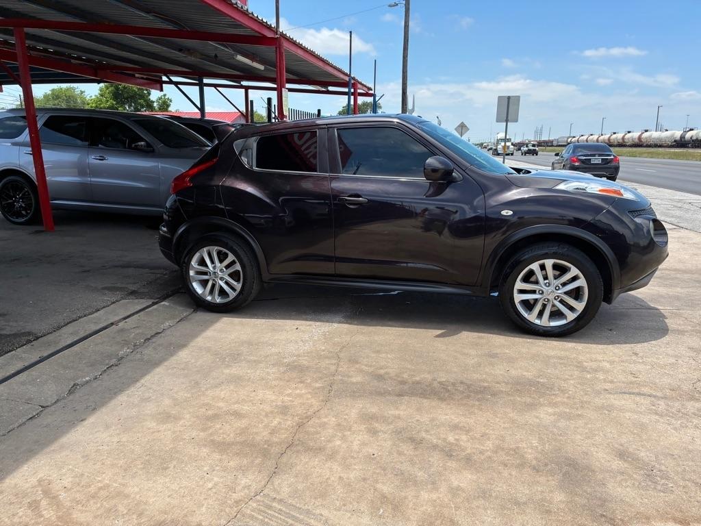 Nissan Juke S FWD 2014
