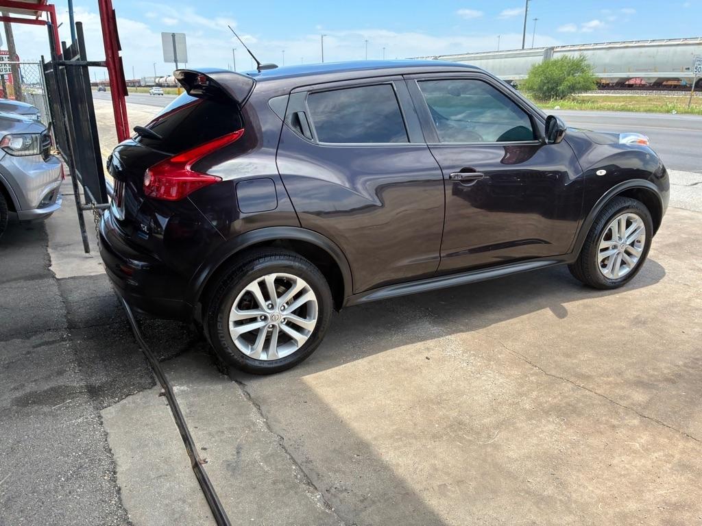 Nissan Juke S FWD 2014