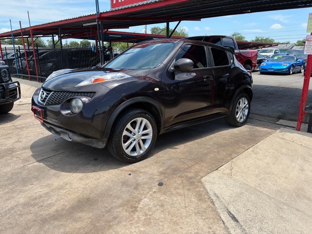 Nissan Juke S FWD 2014