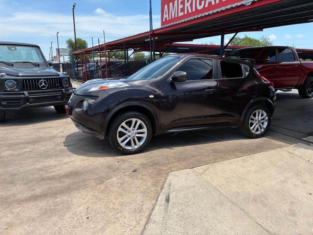 Nissan Juke S FWD 2014