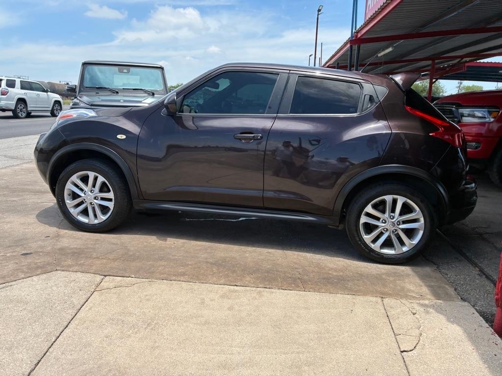 Nissan Juke S FWD 2014