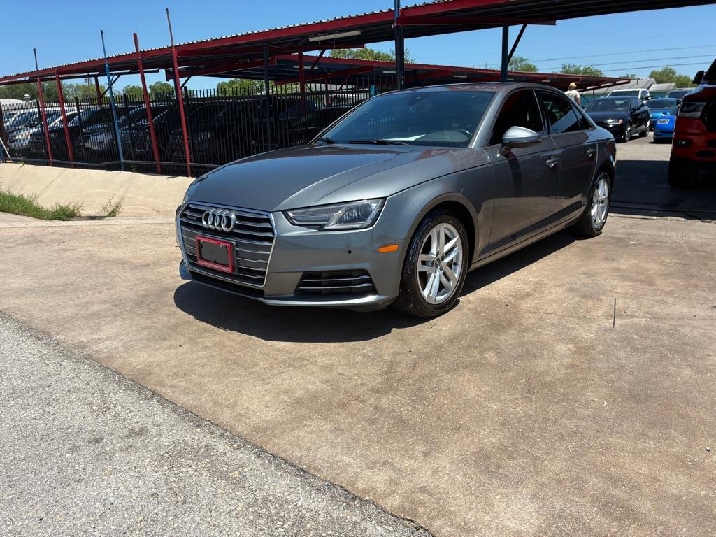 Audi A4 2.0T Premium quattro Sedan 2017