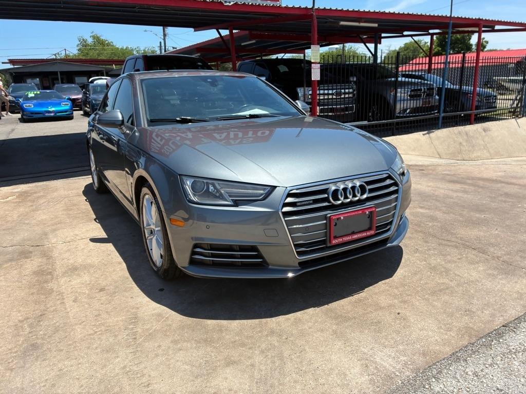 Audi A4 2.0T Premium quattro Sedan 2017