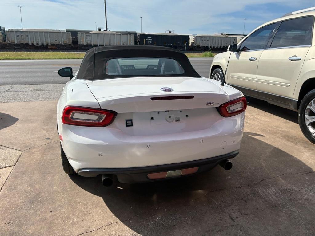 Fiat Spider 124 Classica 2017
