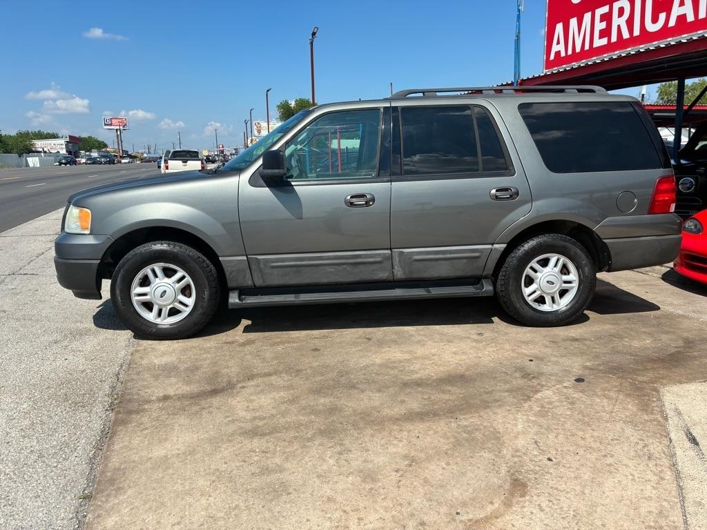 Ford Expedition XLT 4WD 2005