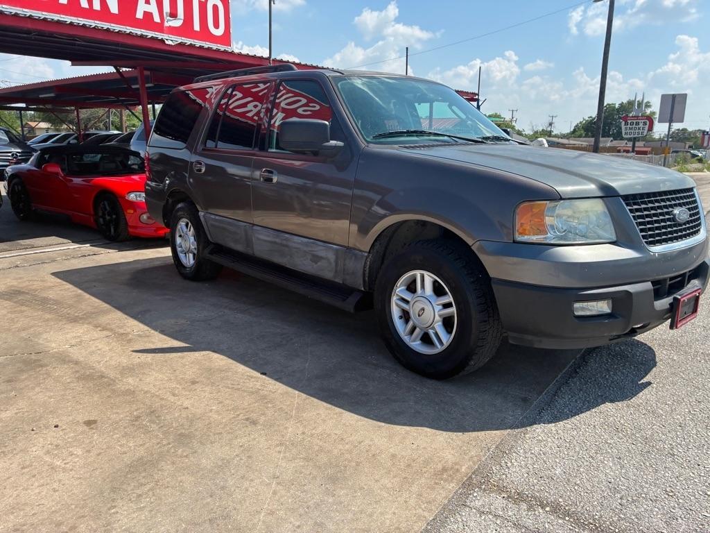 Ford Expedition XLT 4WD 2005