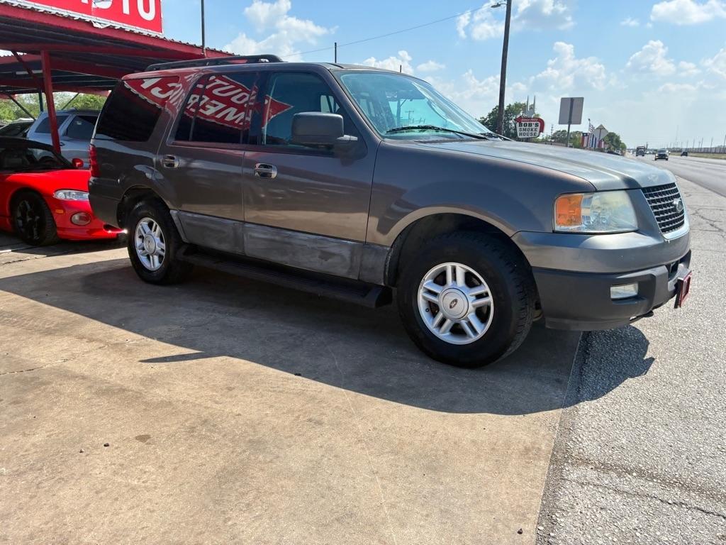 Ford Expedition XLT 4WD 2005