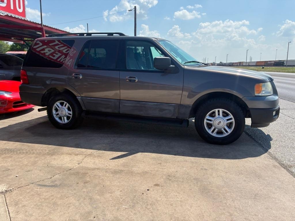 Ford Expedition XLT 4WD 2005