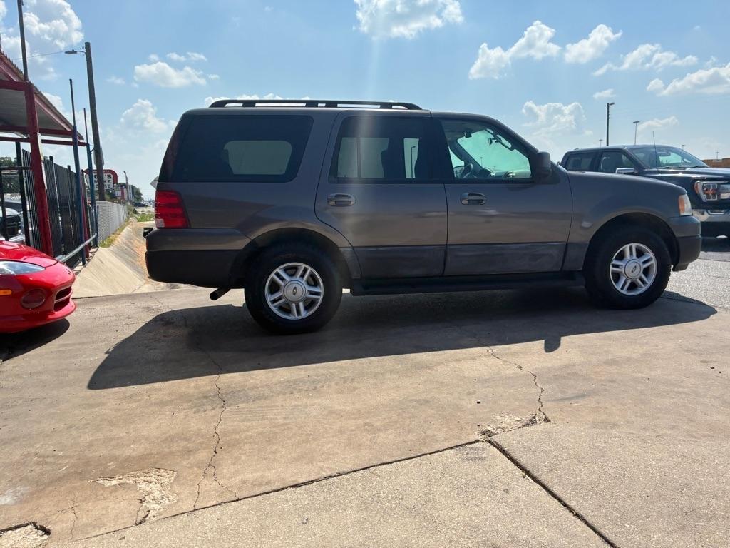 Ford Expedition XLT 4WD 2005