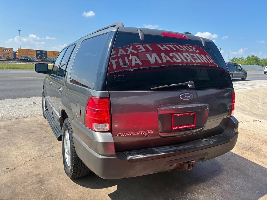 Ford Expedition XLT 4WD 2005