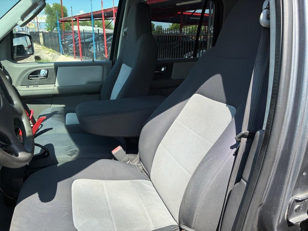 Ford Expedition XLT 4WD 2005