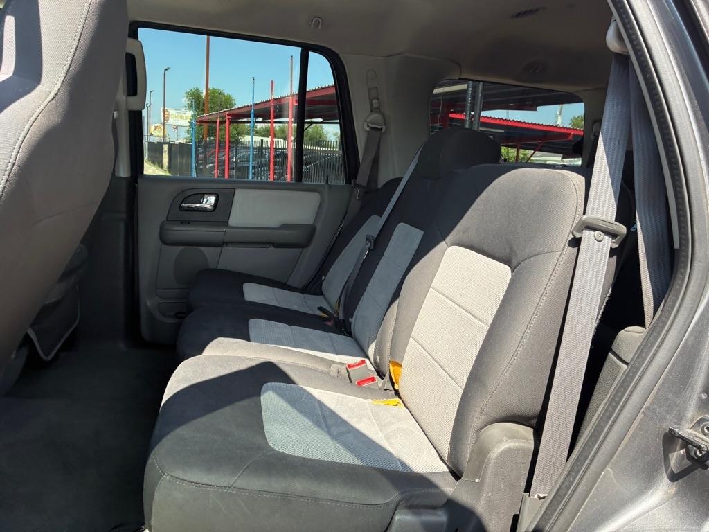 Ford Expedition XLT 4WD 2005