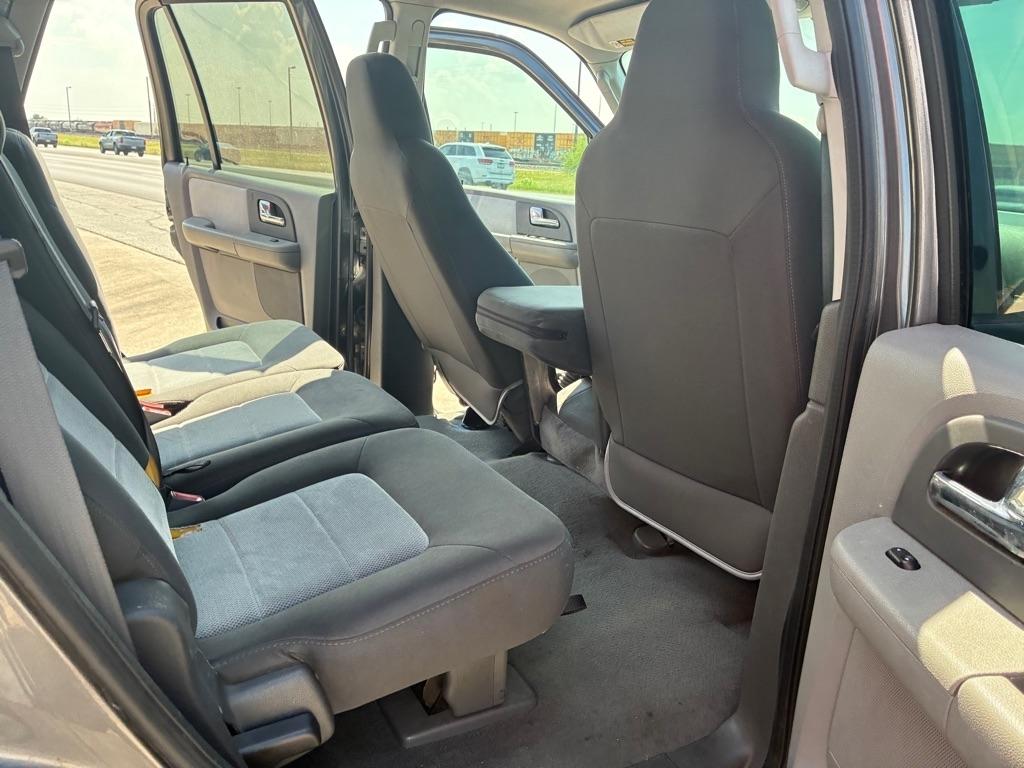 Ford Expedition XLT 4WD 2005