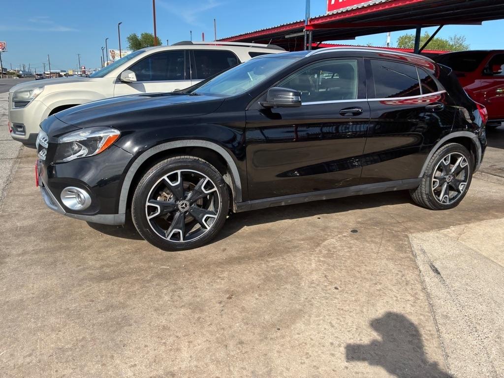 Mercedes-Benz GLA-Class GLA250 2018