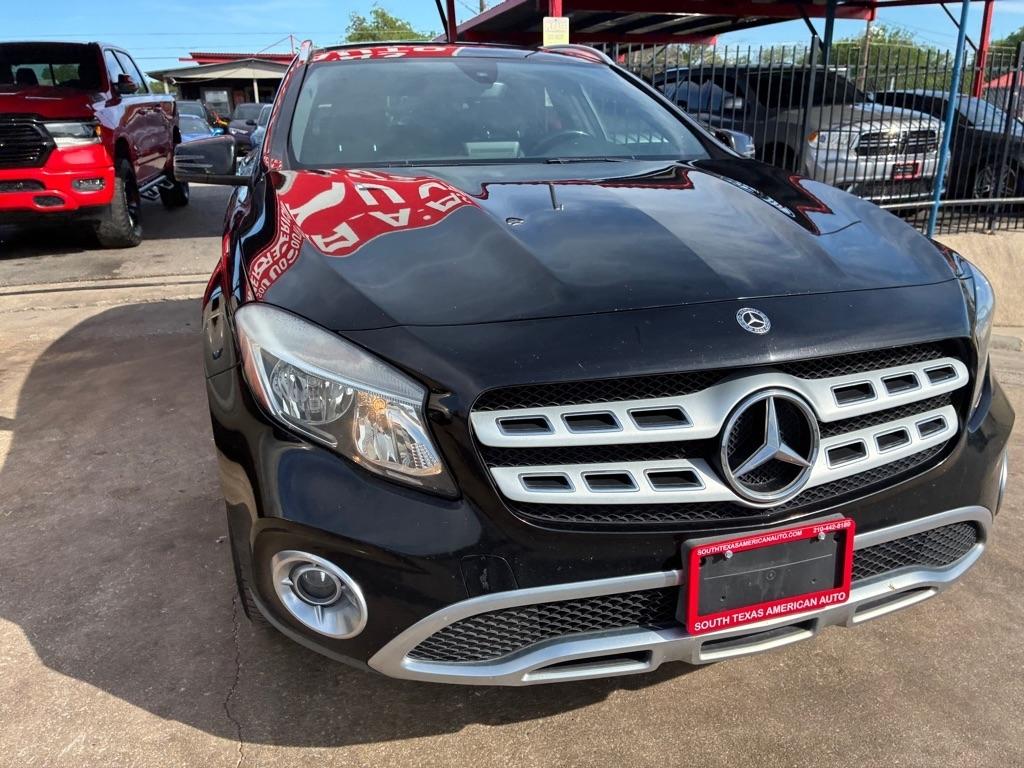 Mercedes-Benz GLA-Class GLA250 2018