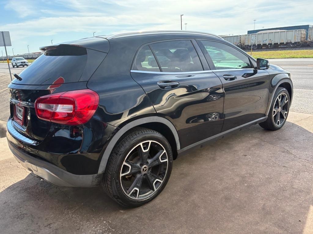 Mercedes-Benz GLA-Class GLA250 2018