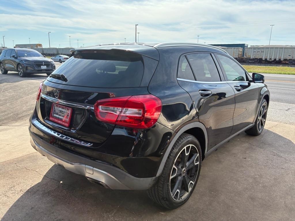 Mercedes-Benz GLA-Class GLA250 2018