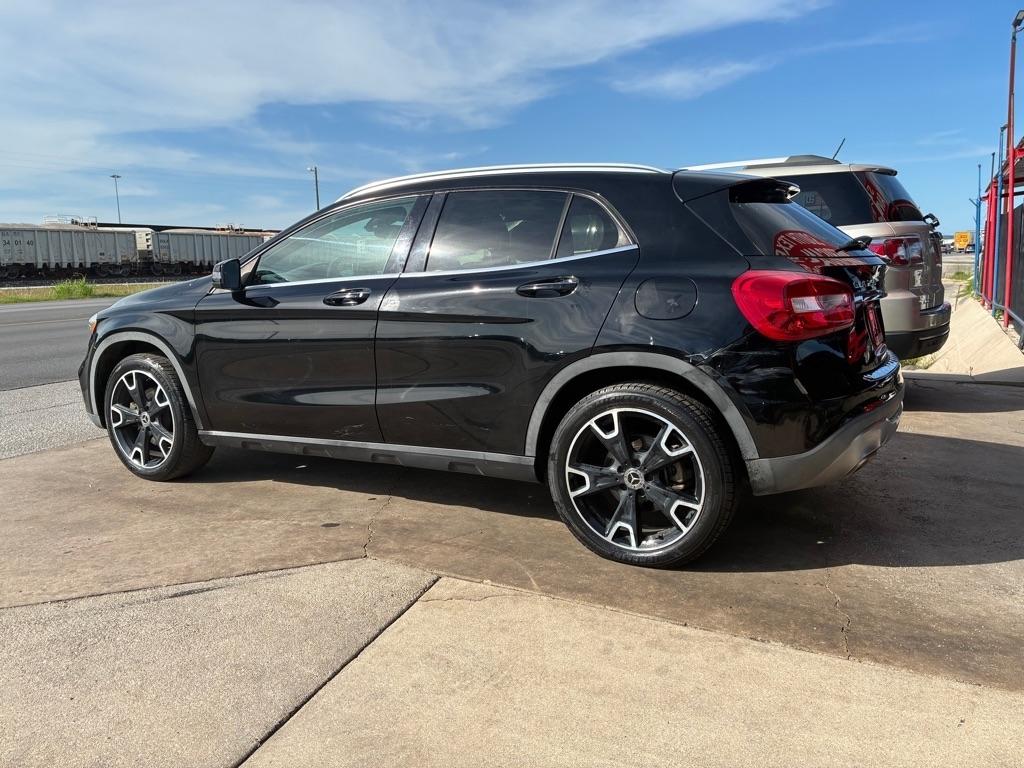 Mercedes-Benz GLA-Class GLA250 2018