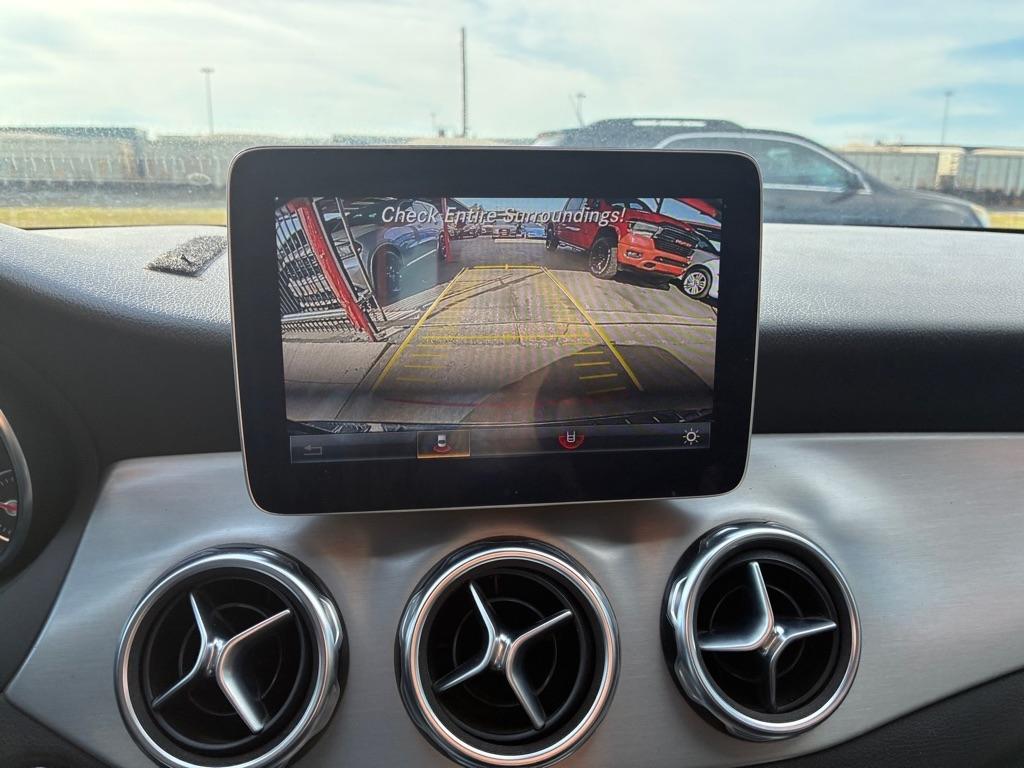 Mercedes-Benz GLA-Class GLA250 2018