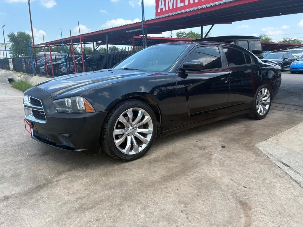 Dodge Charger SE 2012