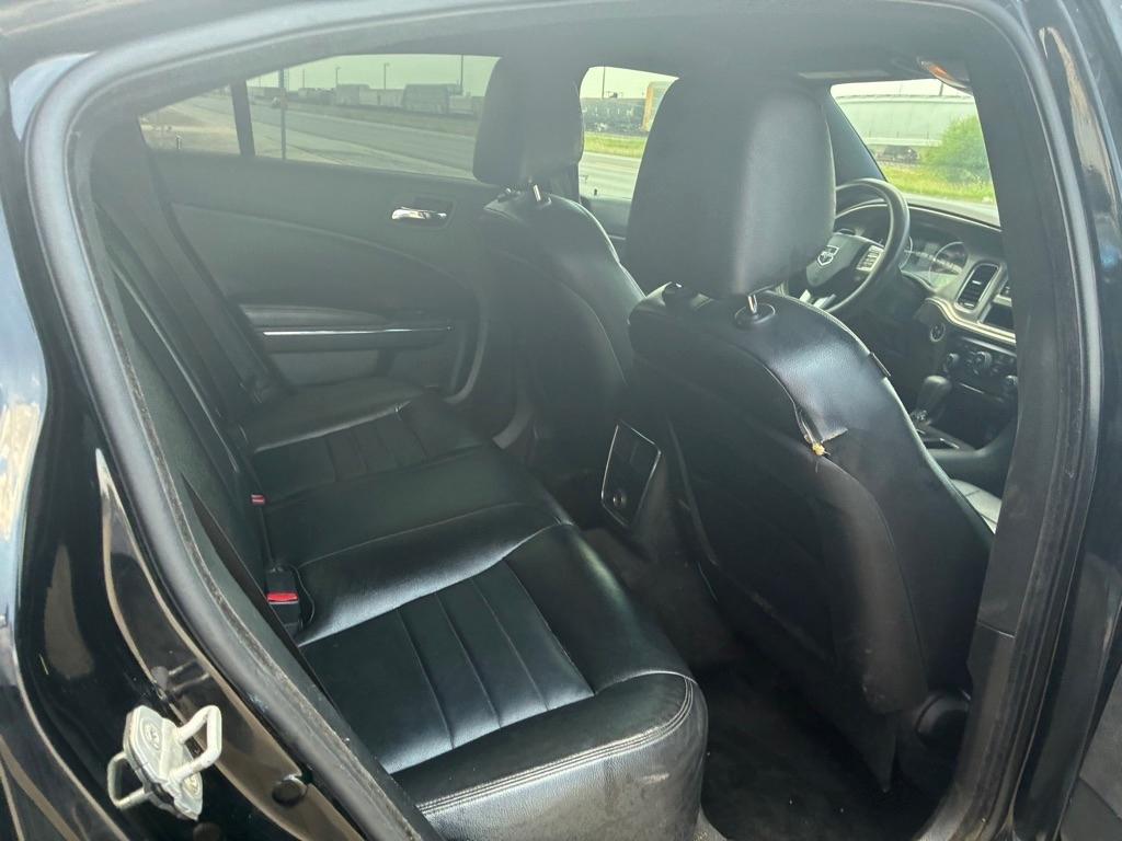 Dodge Charger SE 2012