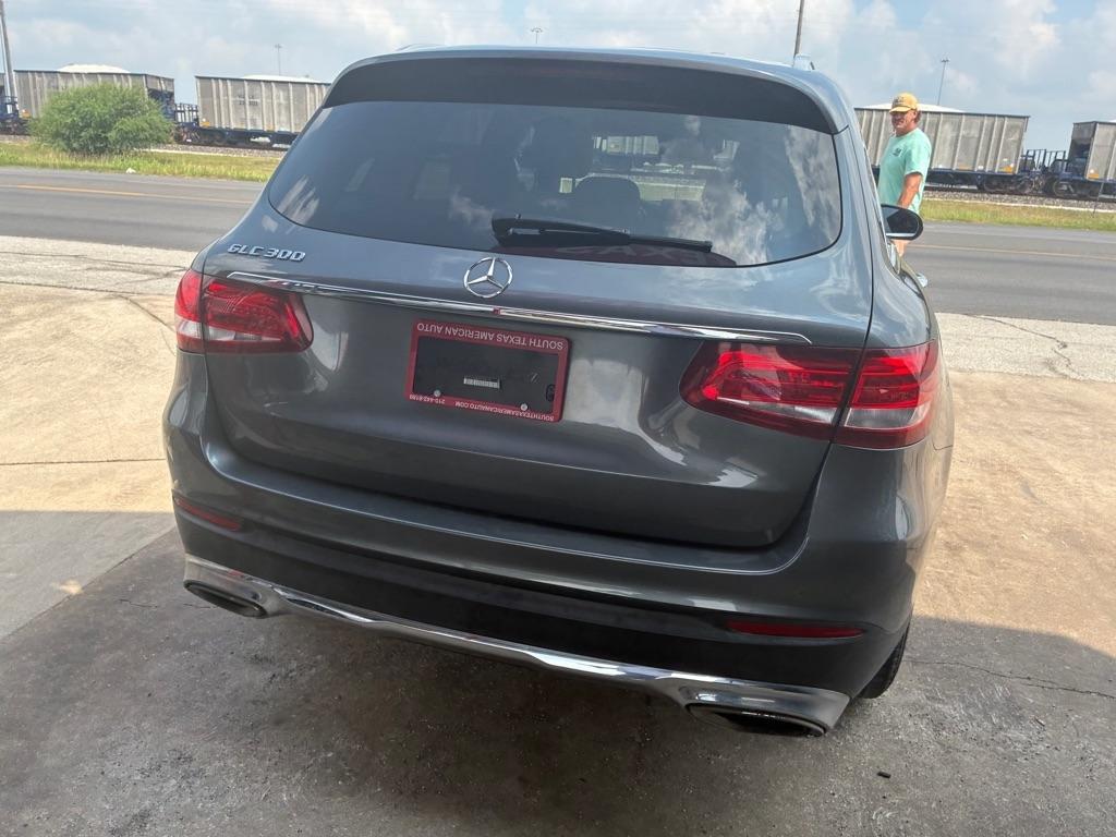 Mercedes-Benz GLC-Class GLC300 2017