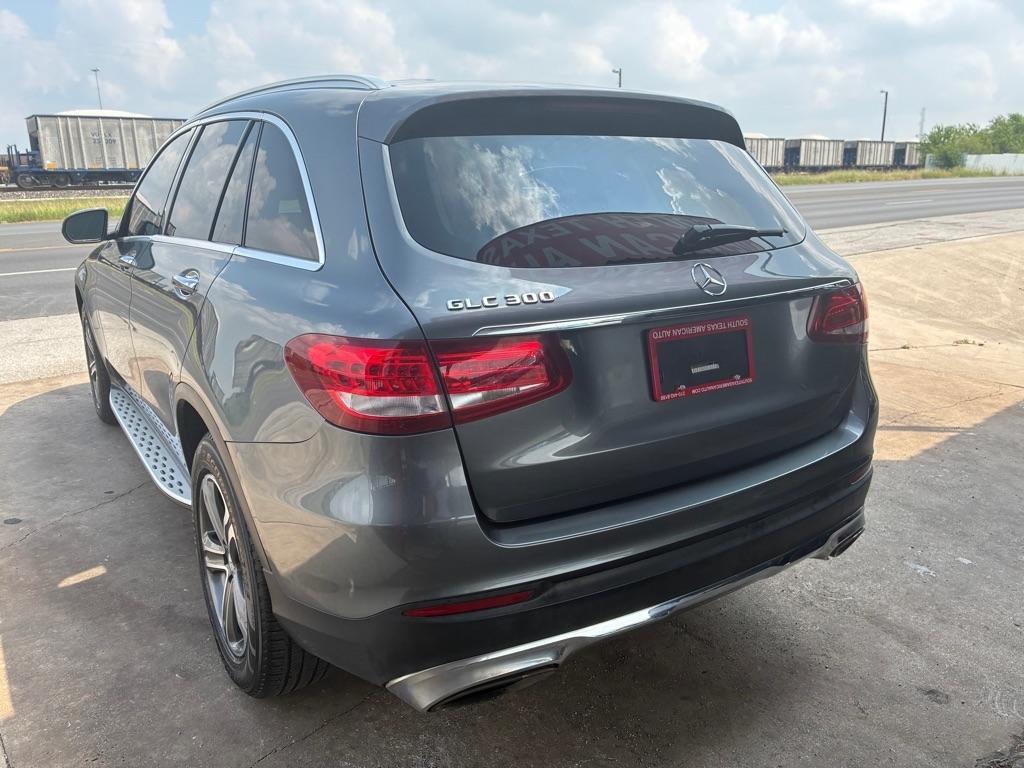 Mercedes-Benz GLC-Class GLC300 2017