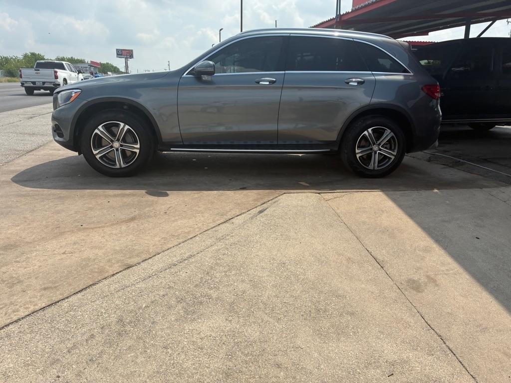 Mercedes-Benz GLC-Class GLC300 2017