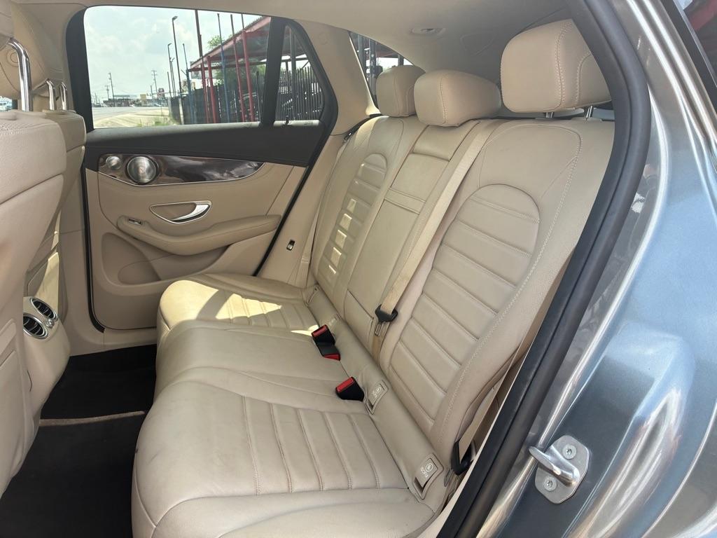 Mercedes-Benz GLC-Class GLC300 2017