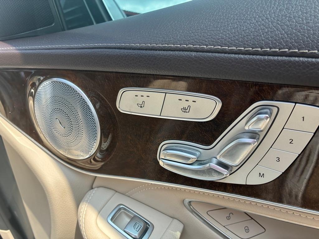 Mercedes-Benz GLC-Class GLC300 2017