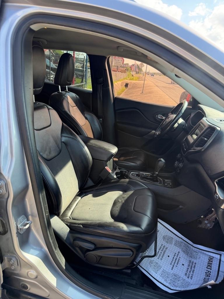 Jeep Cherokee Latitude Plus FWD 2019