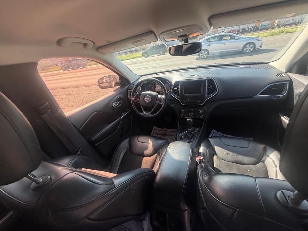 Jeep Cherokee Latitude Plus FWD 2019