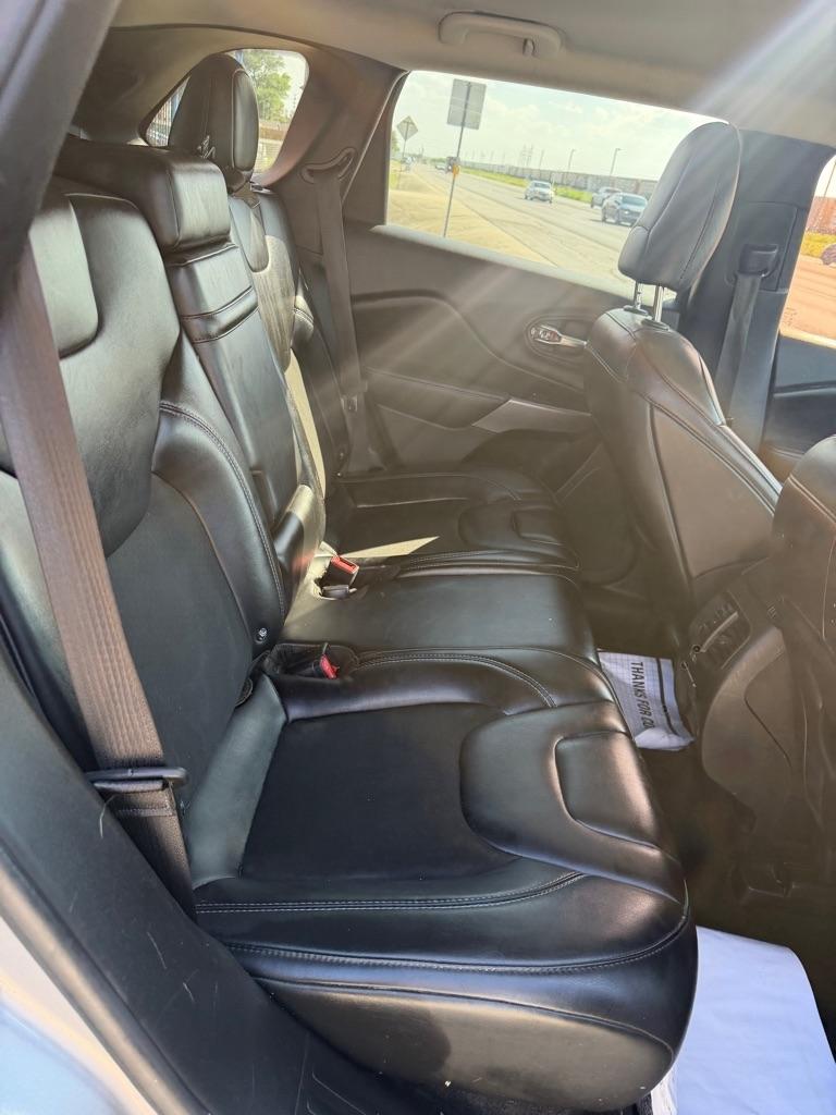 Jeep Cherokee Latitude Plus FWD 2019