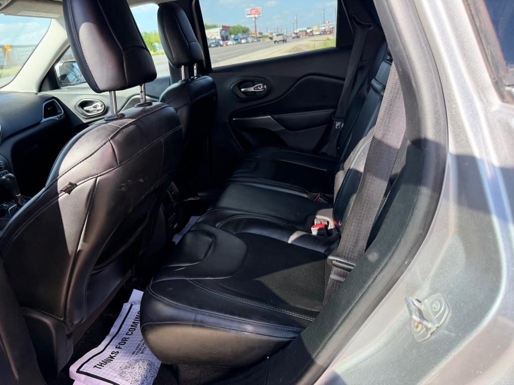 Jeep Cherokee Latitude Plus FWD 2019