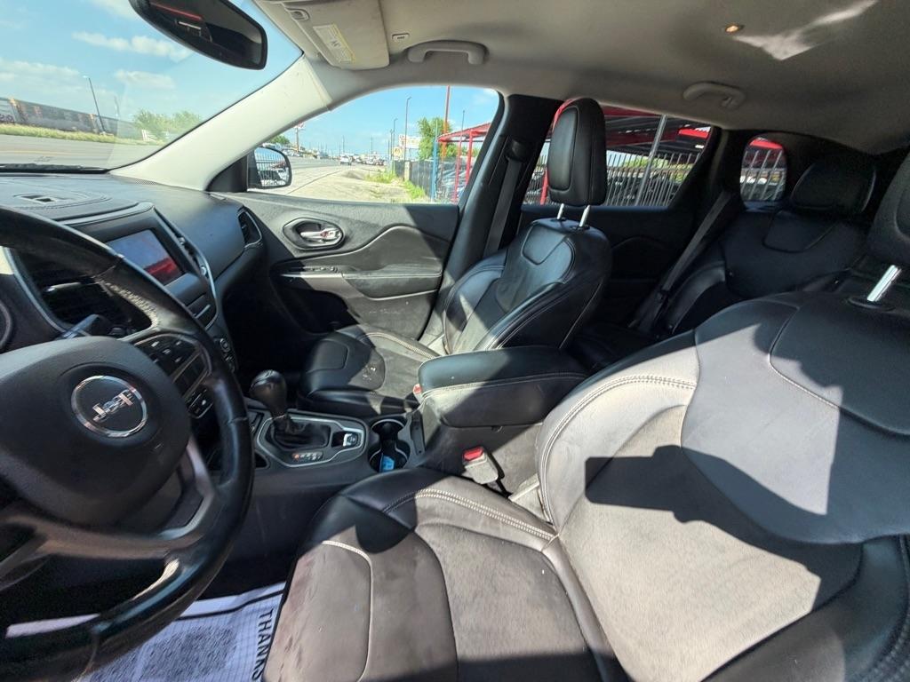 Jeep Cherokee Latitude Plus FWD 2019