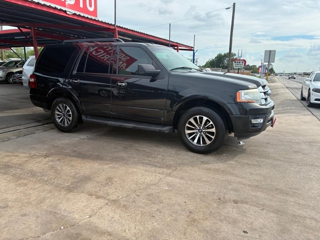 Ford Expedition XLT 2WD 2015