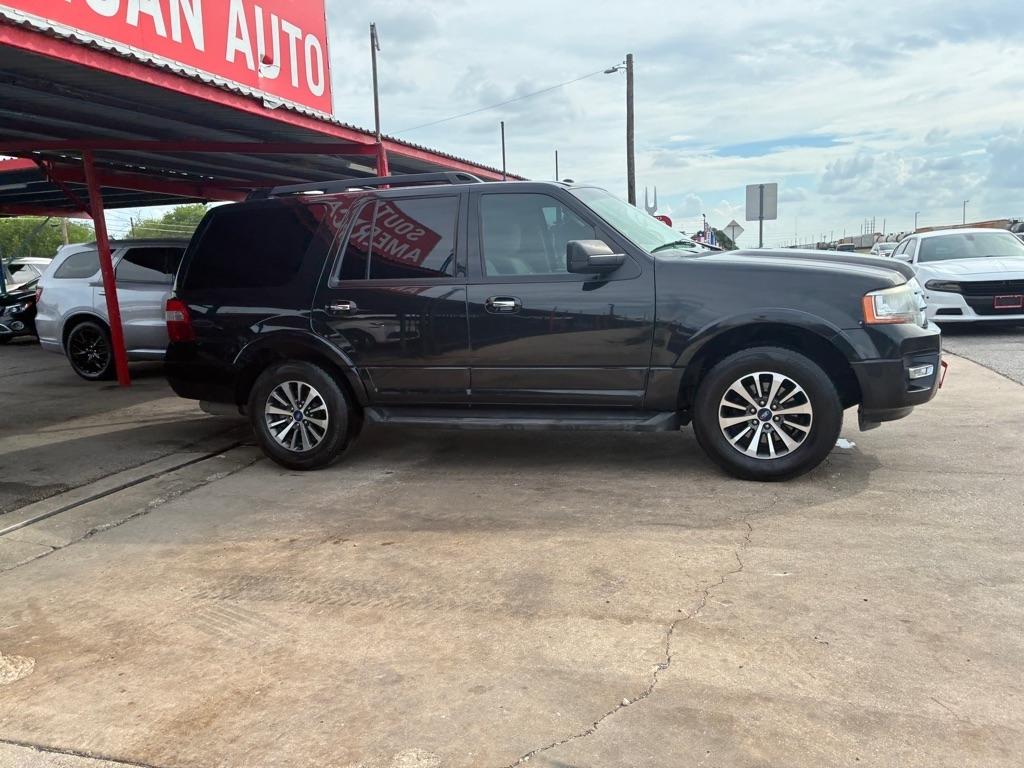 Ford Expedition XLT 2WD 2015