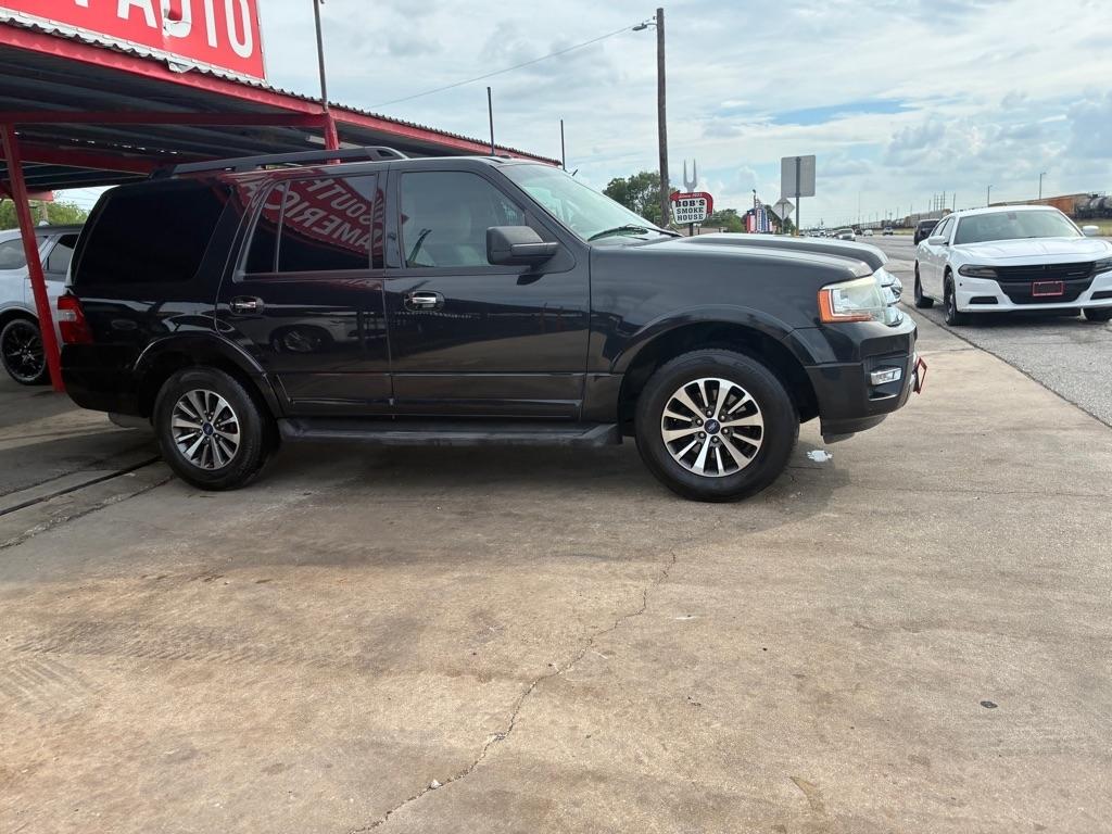 Ford Expedition XLT 2WD 2015