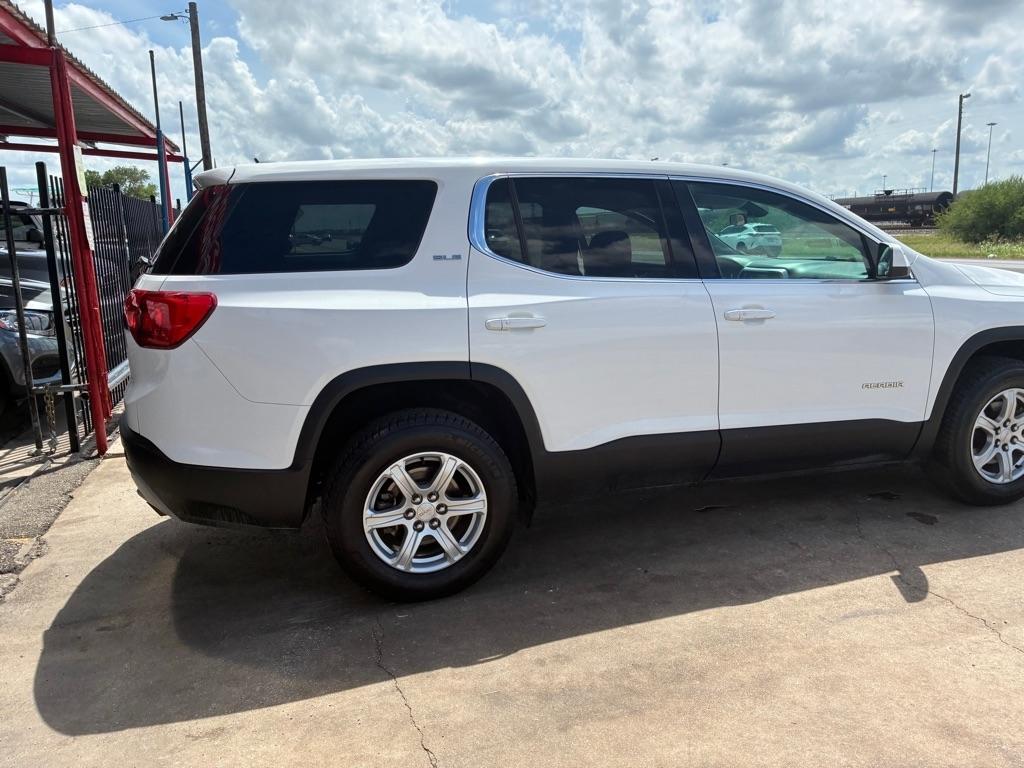 GMC Acadia SLE-1 FWD 2017