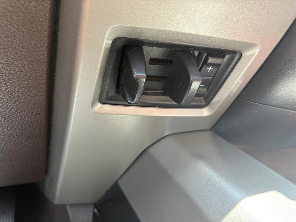 Ford F-150 XL SuperCrew 5.5-ft. Bed 4WD 2015