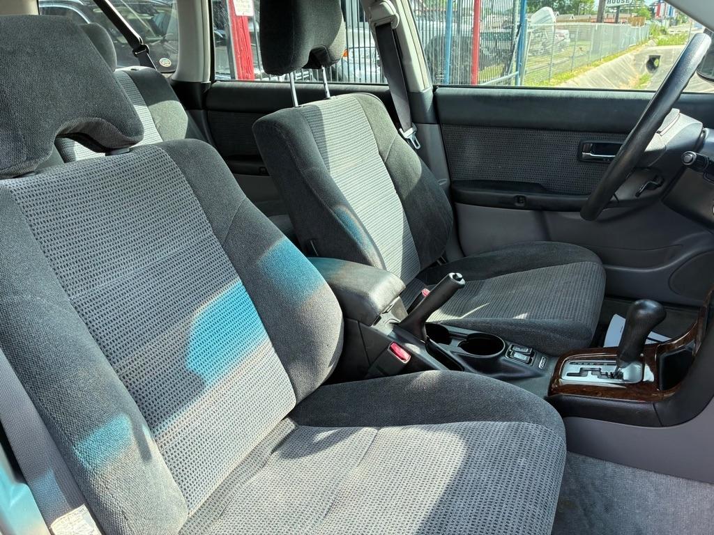 Subaru Outback Wagon w/ All-weather Package 2003