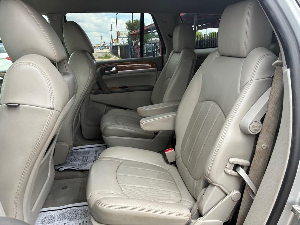 Buick Enclave Leather FWD 2012