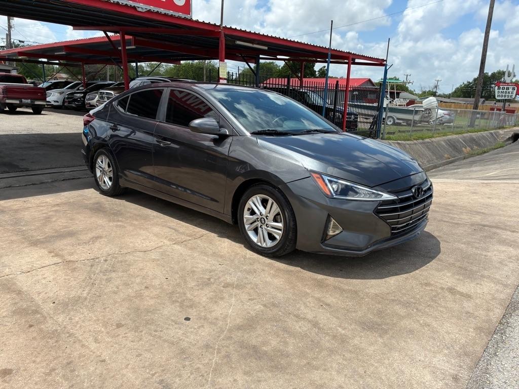 Hyundai Elantra Limited 2020