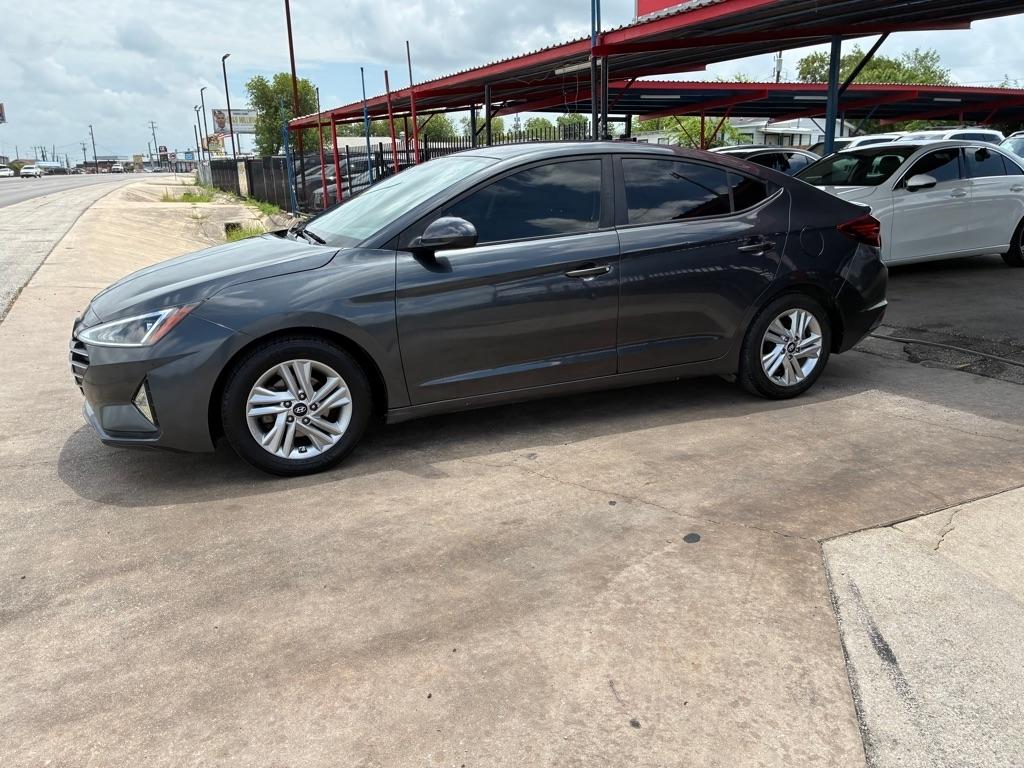 Hyundai Elantra Limited 2020