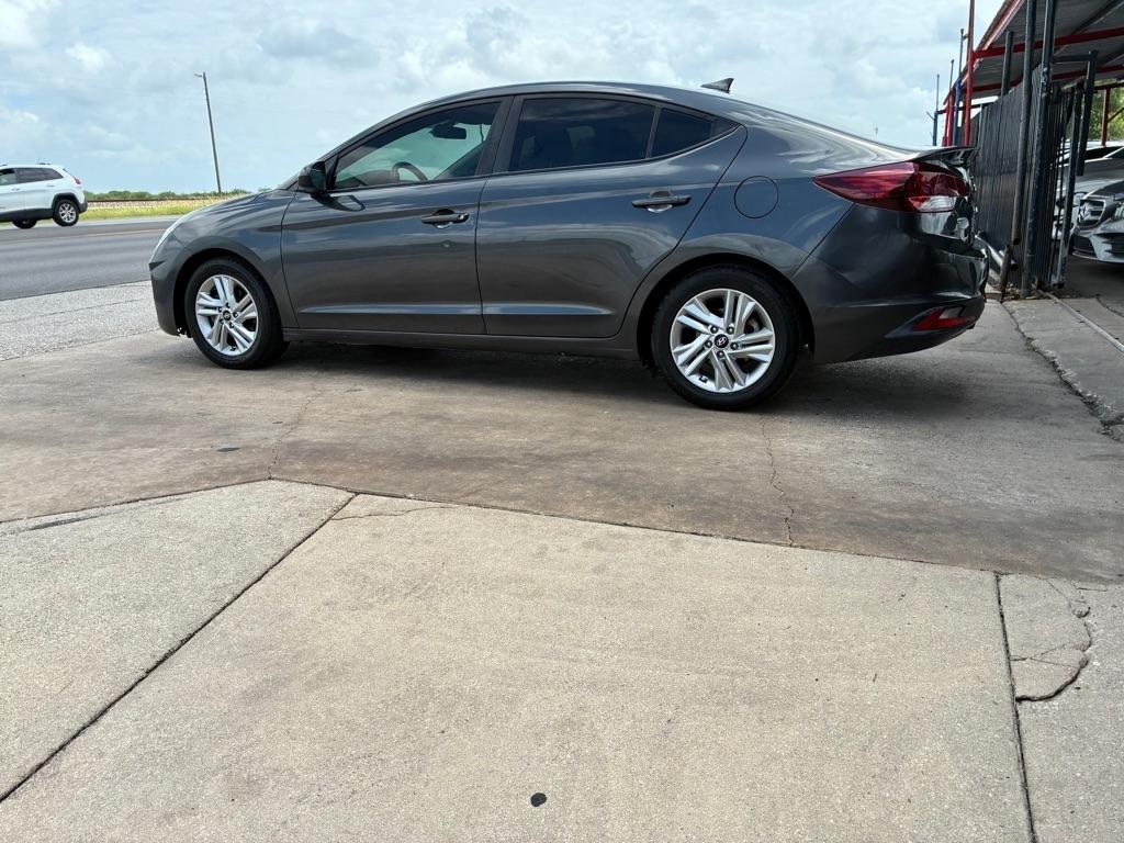 Hyundai Elantra Limited 2020