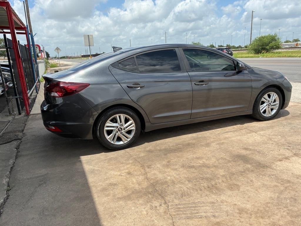 Hyundai Elantra Limited 2020