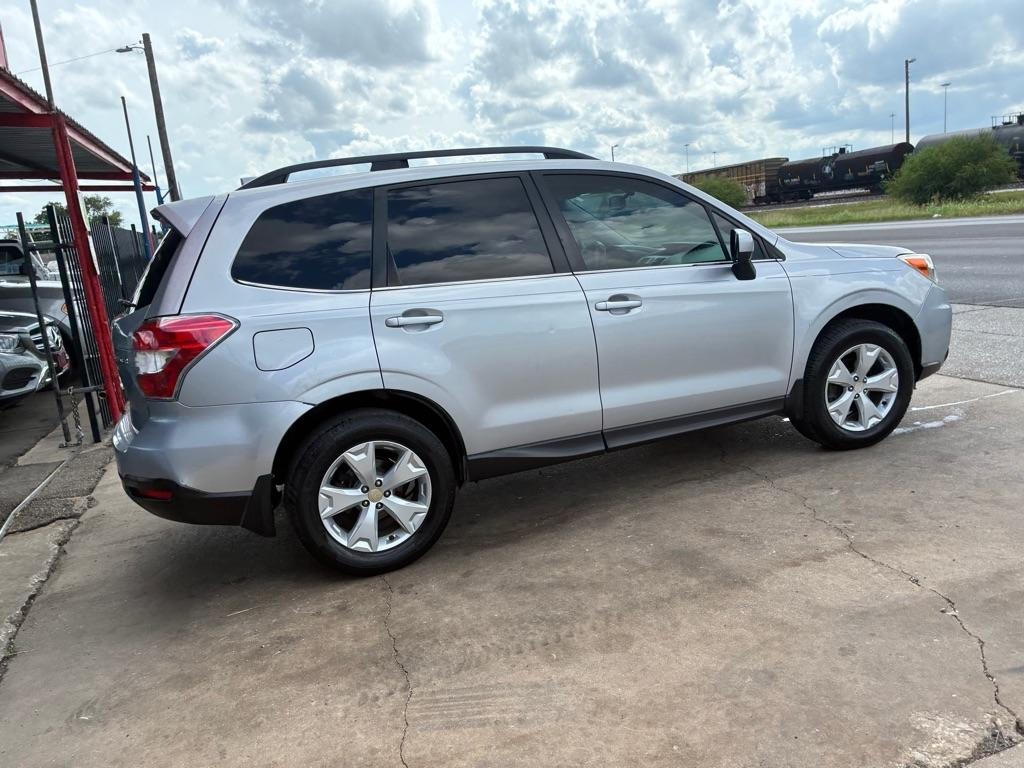 Subaru Forester 2.5i Limited 2016