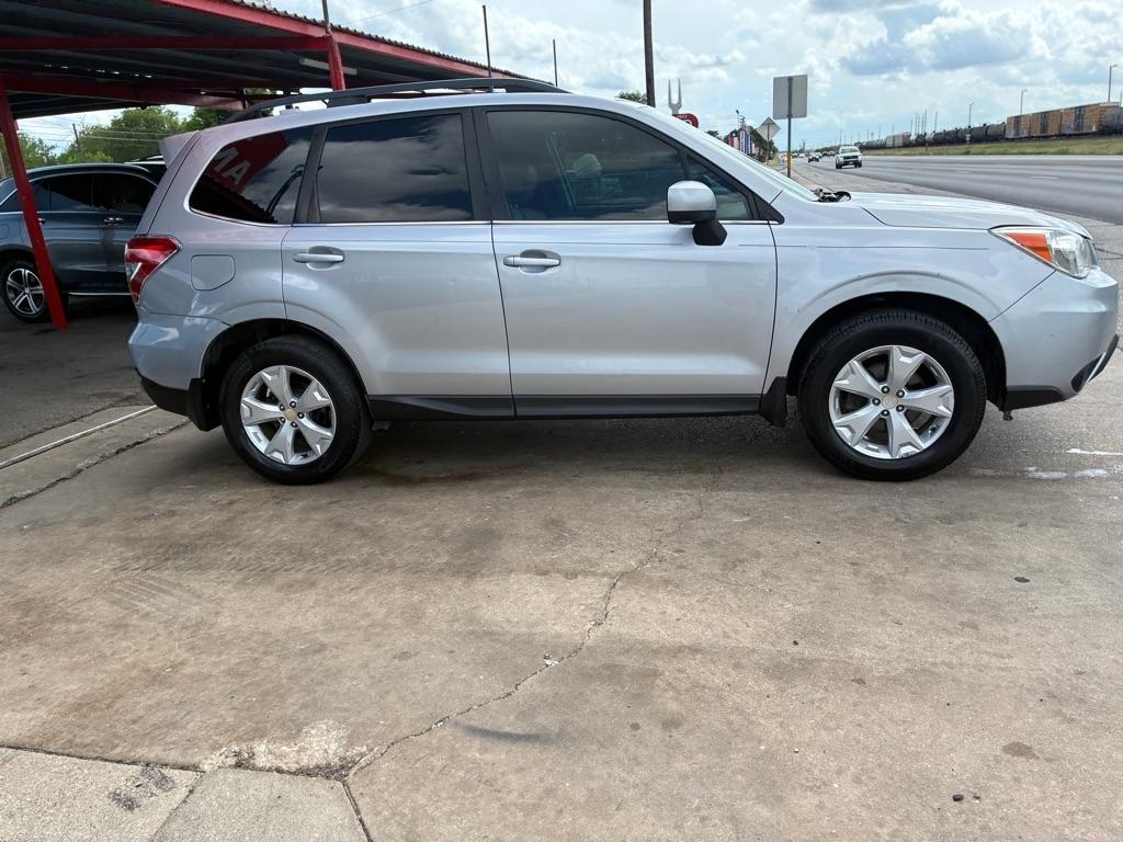 Subaru Forester 2.5i Limited 2016