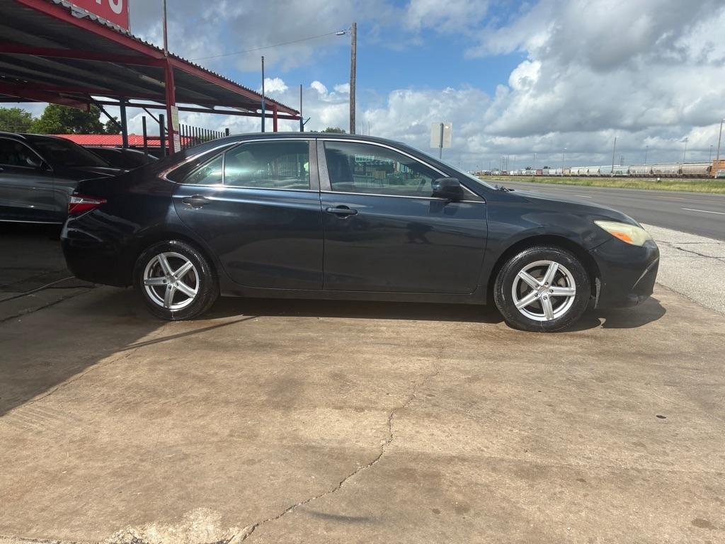 Toyota Camry LE 2015